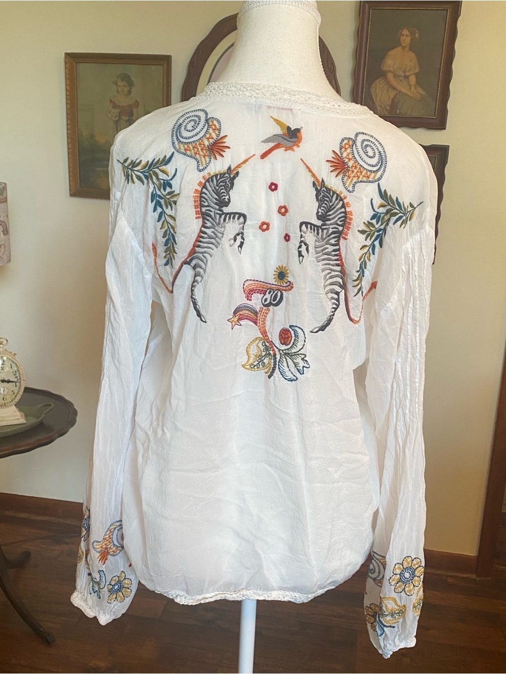 Johnny Was • Helen Embroidered Zebra Boho Button Front Top • White • Sz S - Picture 6 of 8